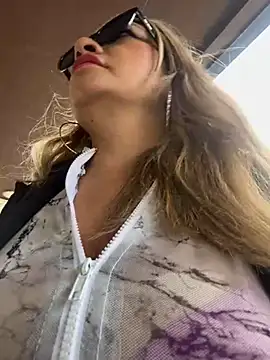 Afroditecash online show from February 6, 2025, 5:30 pm