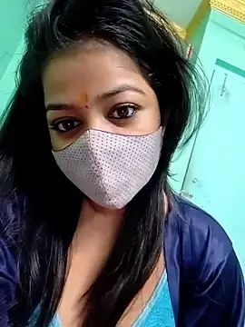 Monalisa Singh online show from December 22, 2025, 5:43 pm