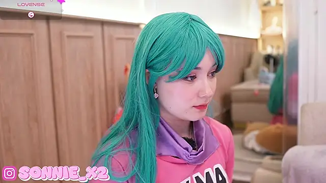 Sonnie  online show from January 28, 2025, 2:42 pm