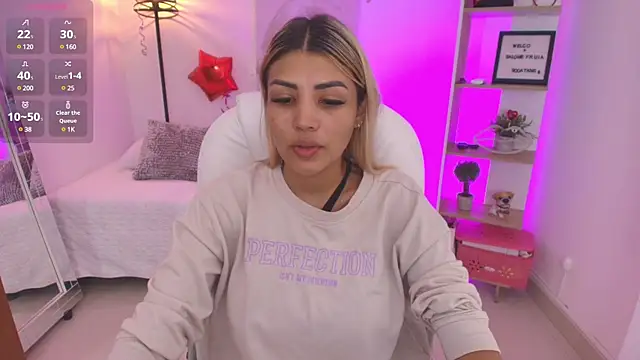 SALOOMEE   online show from February 28, 2025, 11:36 am