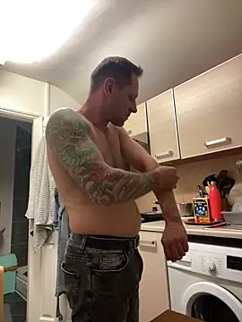 Yourhotboy 42 online show from October 9, 2025, 5:44 pm