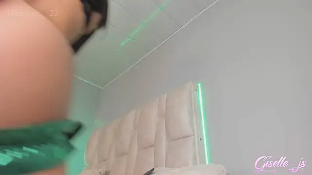 giselle js online show from March 17, 2025, 4:11 pm