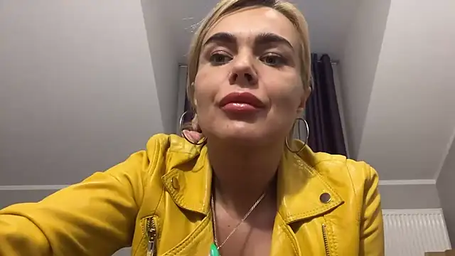 DESIREjenny online show from January 24, 2025, 11:37 am