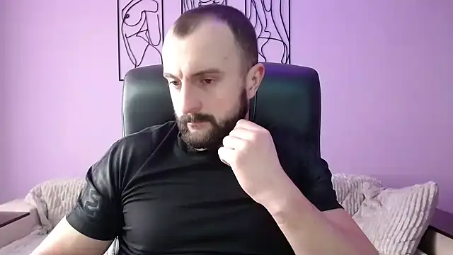 brindlefly6969 online show from February 7, 2025, 11:12 am