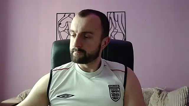 brindlefly6969 online show from February 13, 2025, 11:17 am