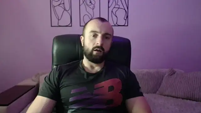 brindlefly6969 online show from November 14, 2025, 11:20 am