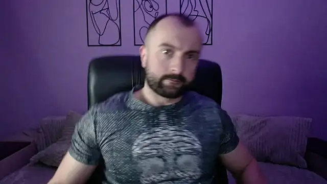 brindlefly6969 online show from March 27, 2026, 11:54 am