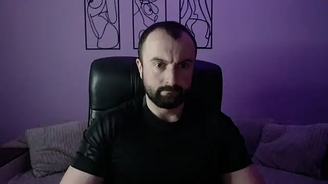 brindlefly6969 online show from April 22, 2026, 10:28 am