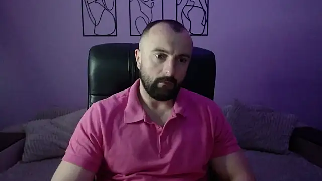 brindlefly6969 online show from April 25, 2026, 10:40 am