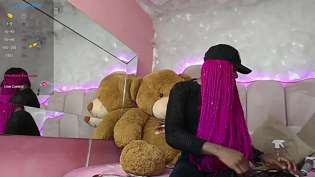 puca ebony online show from January 29, 2025, 12:35 pm