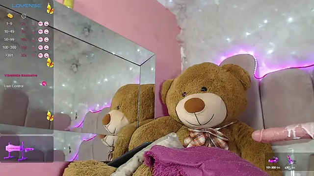 puca ebony online show from January 29, 2025, 3:37 pm