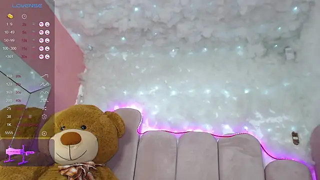 puca ebony online show from January 31, 2025, 7:40 pm