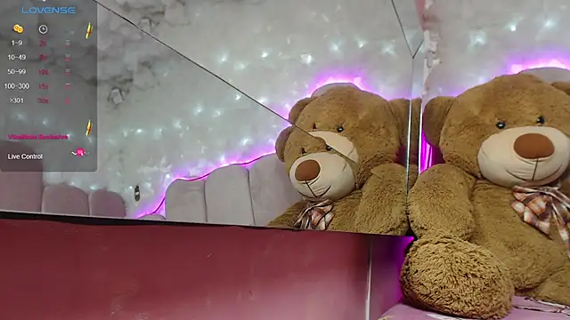 puca ebony online show from February 4, 2025, 4:18 pm