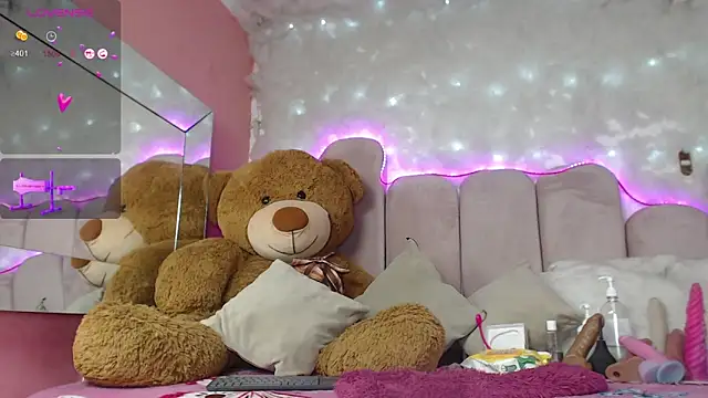 puca ebony online show from February 10, 2025, 12:39 pm