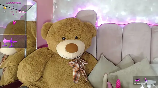 puca ebony online show from February 11, 2025, 8:10 pm