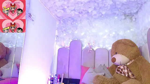 puca ebony online show from September 26, 2025, 12:42 pm