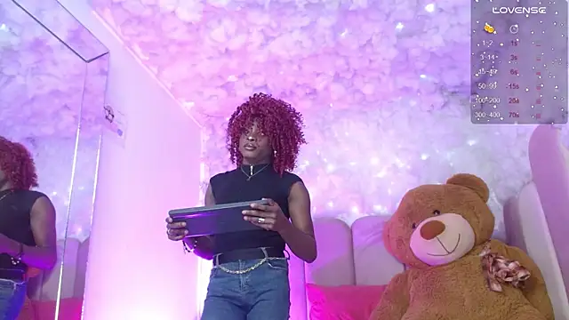 puca ebony online show from November 13, 2025, 7:57 pm