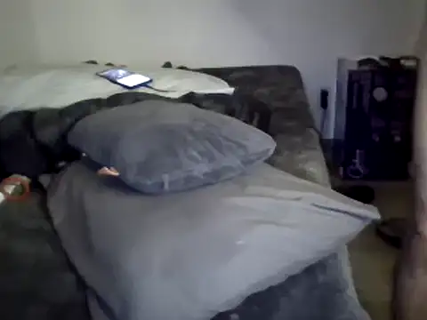 Iliketocooksquirt25 online show from February 21, 2025, 12:39 pm