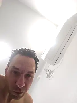 Iliketocooksquirt25 online show from February 10, 2026, 5:11 am