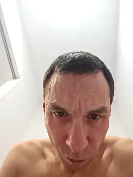 Iliketocooksquirt25 online show from March 31, 2026, 3:41 am