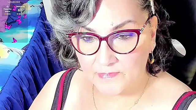 cataleya mom online show from October 6, 2025, 3:48 am