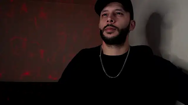 henryaxe online show from October 2, 2025, 6:48 pm