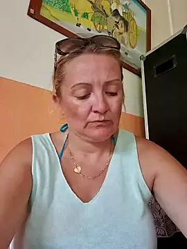 lady charlyne online show from February 3, 2025, 5:24 pm