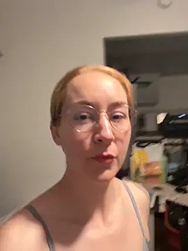 ketarisenup online show from September 22, 2025, 2:24 am