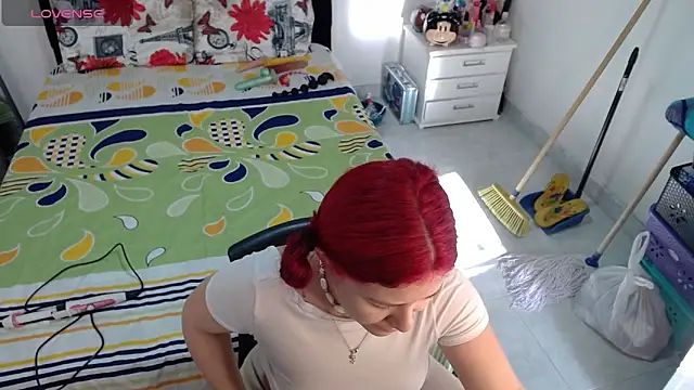 soniafuckboobs online show from April 22, 2026, 12:28 pm