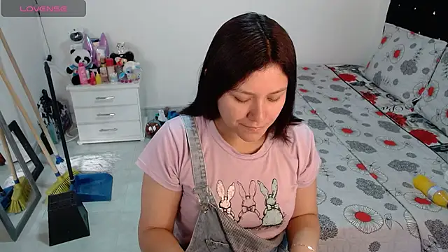Snapshot of soniafuckboobs chatting on May 20, 2026, 12:22 pm soniafuckboobs online show from May 20, 2026, 12:22 pm
