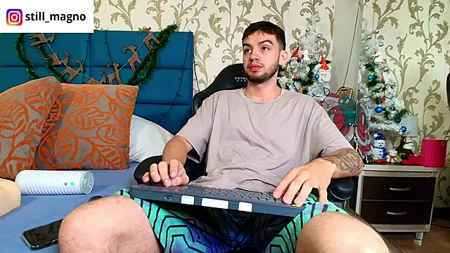 Michael magno online show from December 4, 2025, 12:25 pm