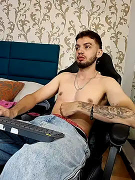 Michael magno online show from March 25, 2026, 3:45 am