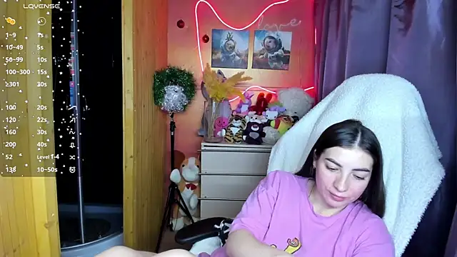 Fiery Brunette  online show from January 9, 2026, 3:26 pm