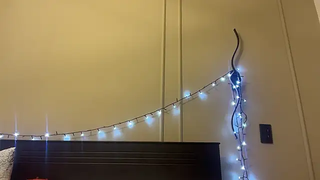 ChocolateCakeQueen online show from February 21, 2025, 7:45 am