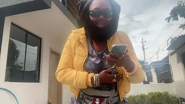 ChocolateCakeQueen online show from October 30, 2025, 7:25 pm