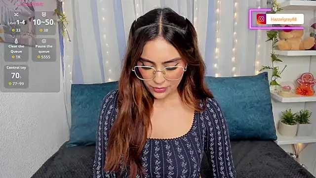 Snapshot of HazzelGray chatting on January 5, 2026, 5:27 pm HazzelGray online show from January 5, 2026, 5:27 pm