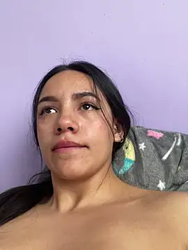 hannahb-e online show from January 21, 2025, 7:06 pm