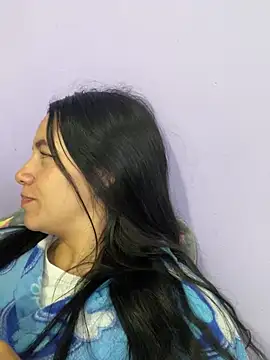 hannahb-e online show from January 21, 2025, 10:30 pm