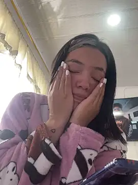 hannahb-e online show from March 20, 2025, 5:58 pm