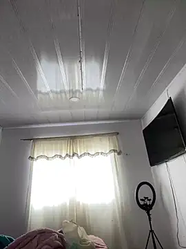 hannahb-e online show from March 10, 2026, 3:28 pm