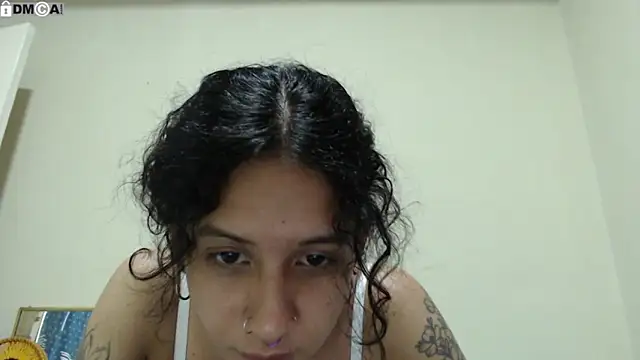 AlinaWoolf  online show from March 31, 2026, 5:41 am