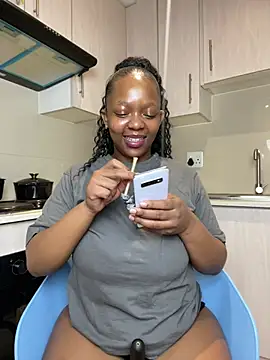 Snapshot of Jazmine-Blue chatting on July 24, 2026, 10:24 am Jazmine-Blue online show from July 24, 2026, 10:24 am