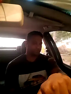 hecwil8 online show from January 28, 2025, 12:54 pm