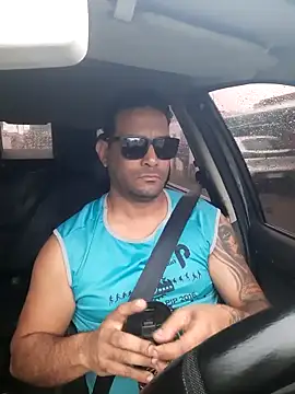 hecwil8 online show from November 29, 2025, 12:30 pm