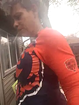 CeceilaMoon online show from March 30, 2026, 4:41 pm