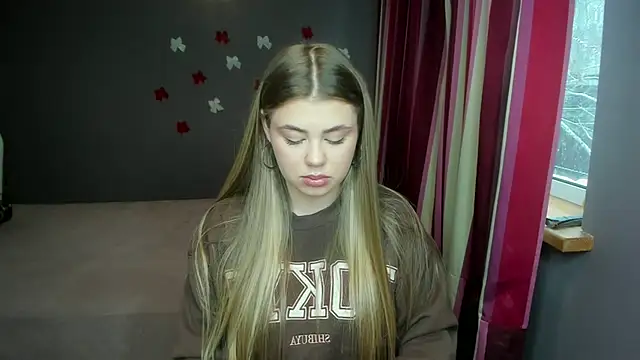 Snapshot of IsabellaBler chatting on January 14, 2026, 12:44 pm IsabellaBler online show from January 14, 2026, 12:44 pm