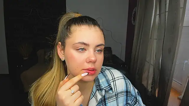 Snapshot of IsabellaBler chatting on March 4, 2026, 6:41 am IsabellaBler online show from March 4, 2026, 6:41 am