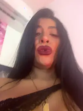 canela 10 online show from September 16, 2025, 3:07 am