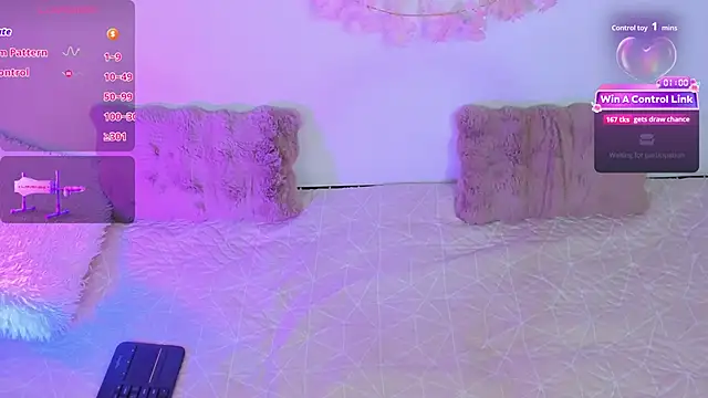 pauline golden1 online show from April 20, 2026, 4:04 am