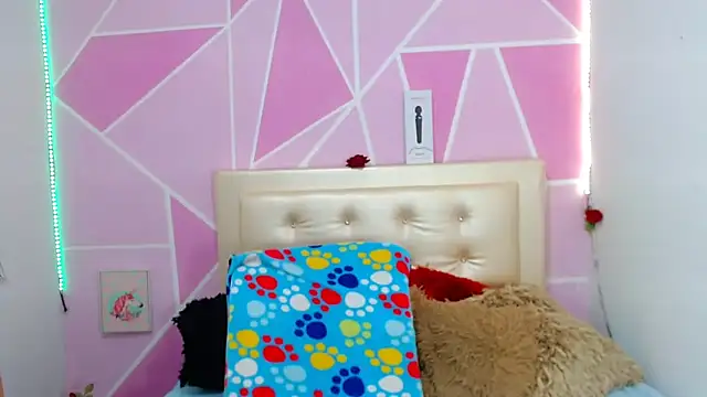 AngeDrty online show from September 19, 2025, 6:52 pm